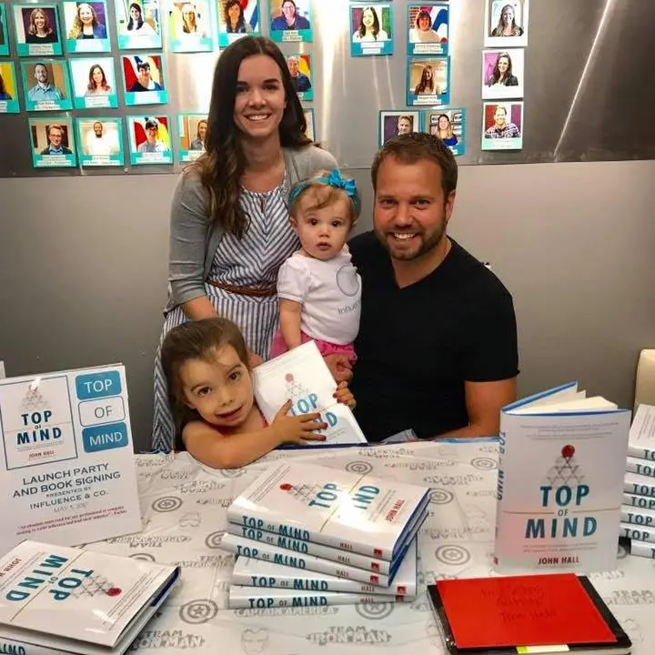 John Hall e a humanização da comunicação digital